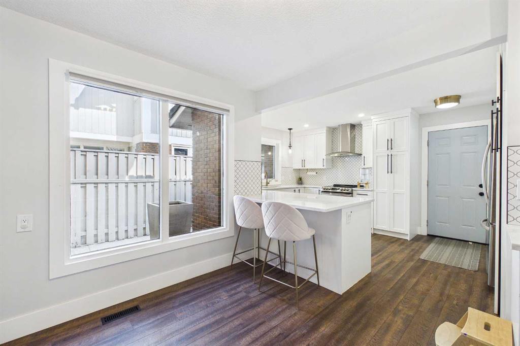 Picture for 252, 20 Midpark Crescent SE