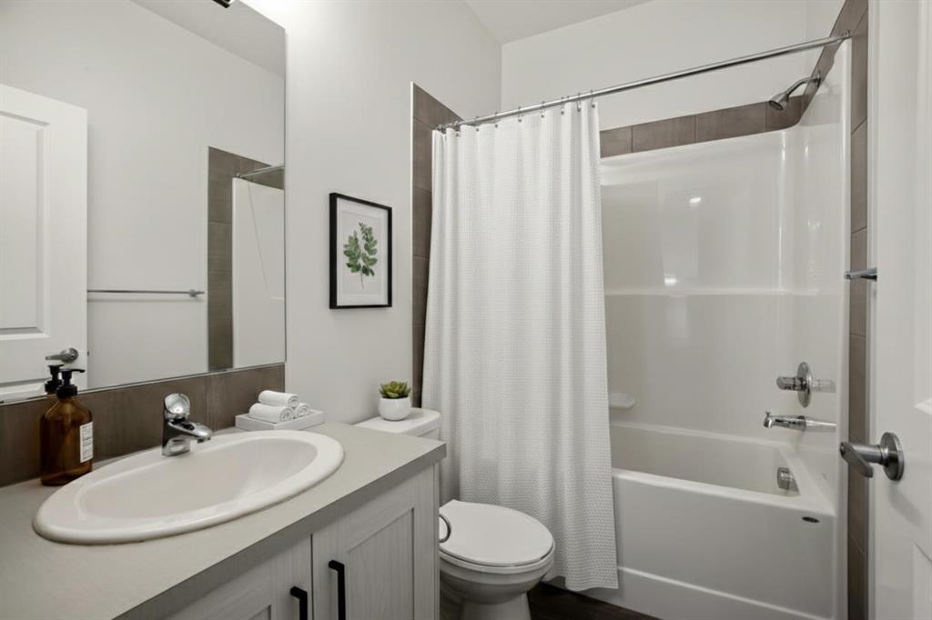 Picture for 223 Savanna Way NE