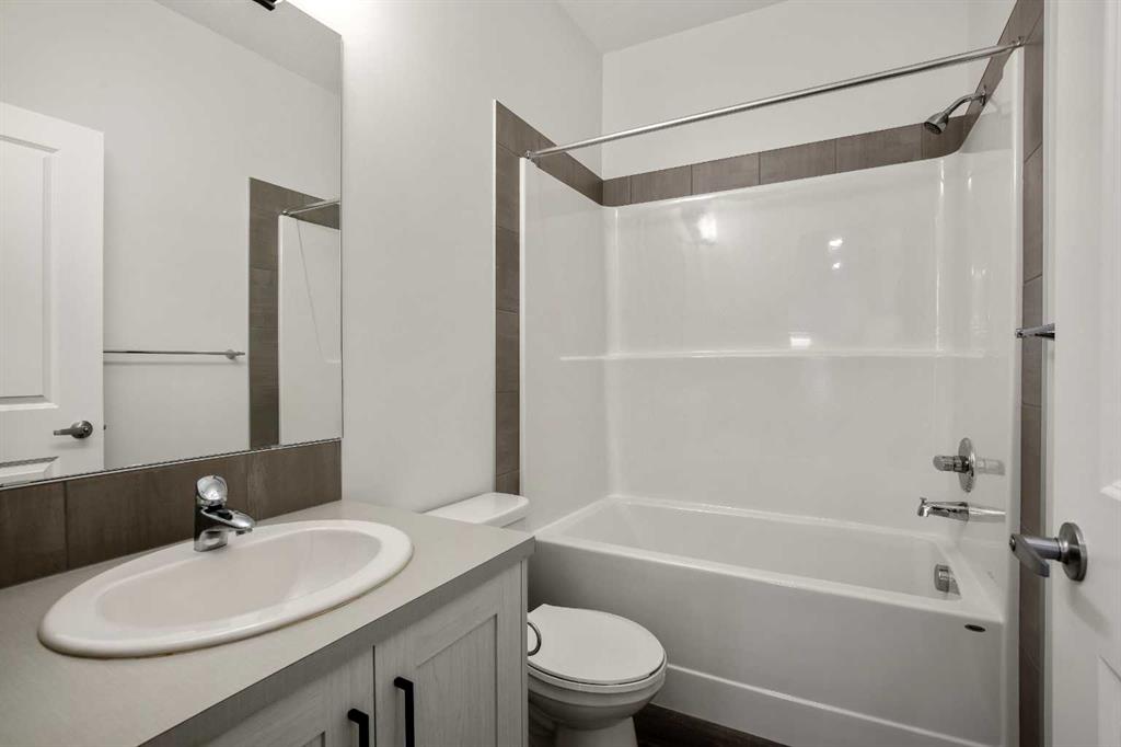 Picture for 223 Savanna Way NE