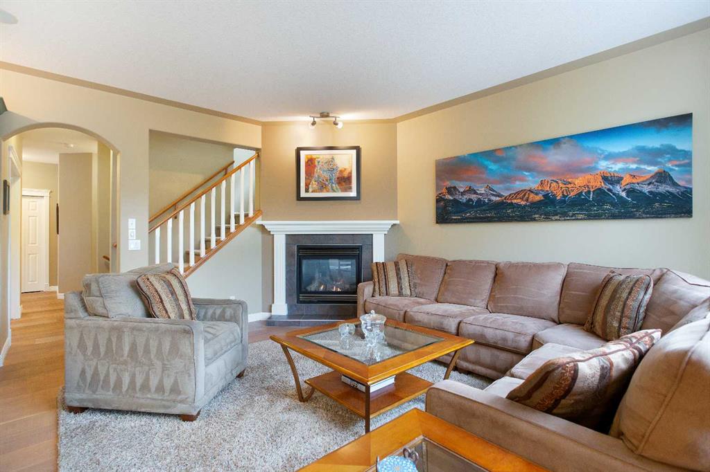 Picture for 30 Discovery Ridge Gardens SW