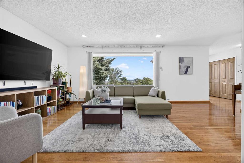 Picture for 7035 Huntercrest Road NW