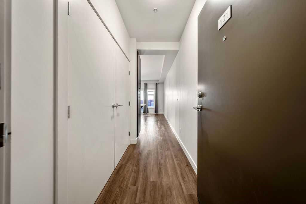 Picture for 101, 1720 10 Street SW