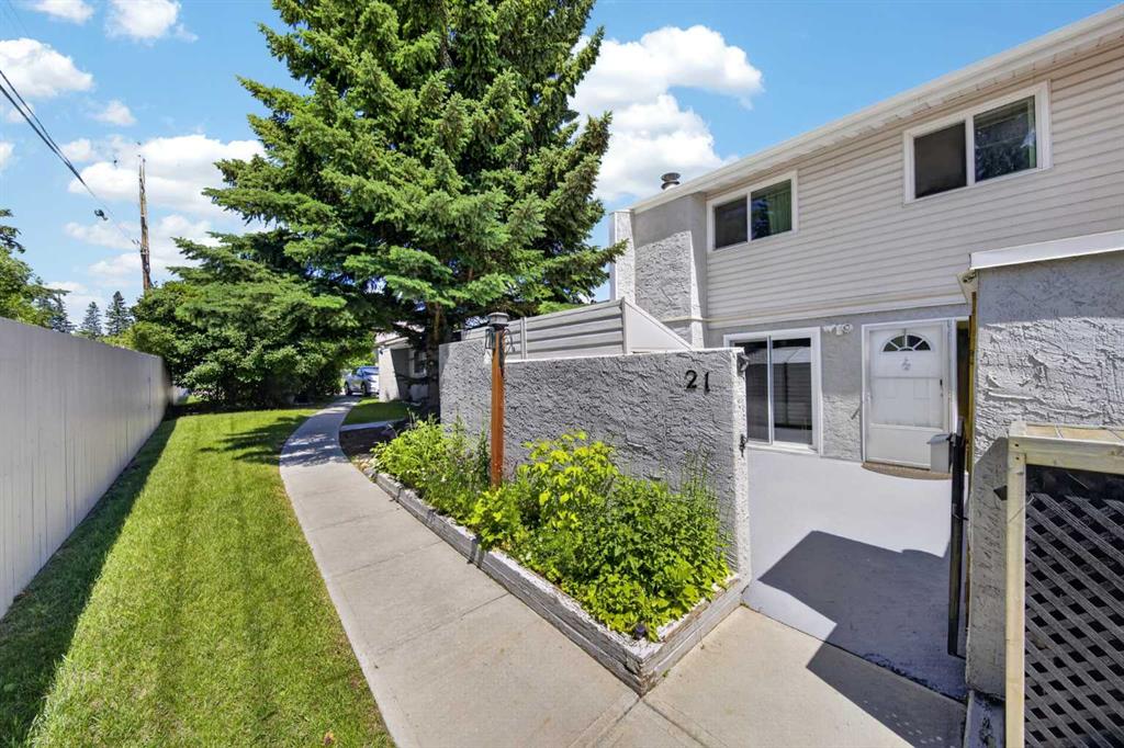 Picture for 21, 4915 45 Street SW