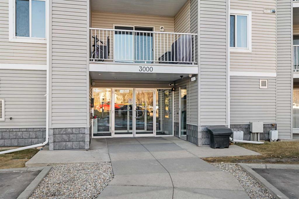 Picture for 3112, 1620 70 Street SE