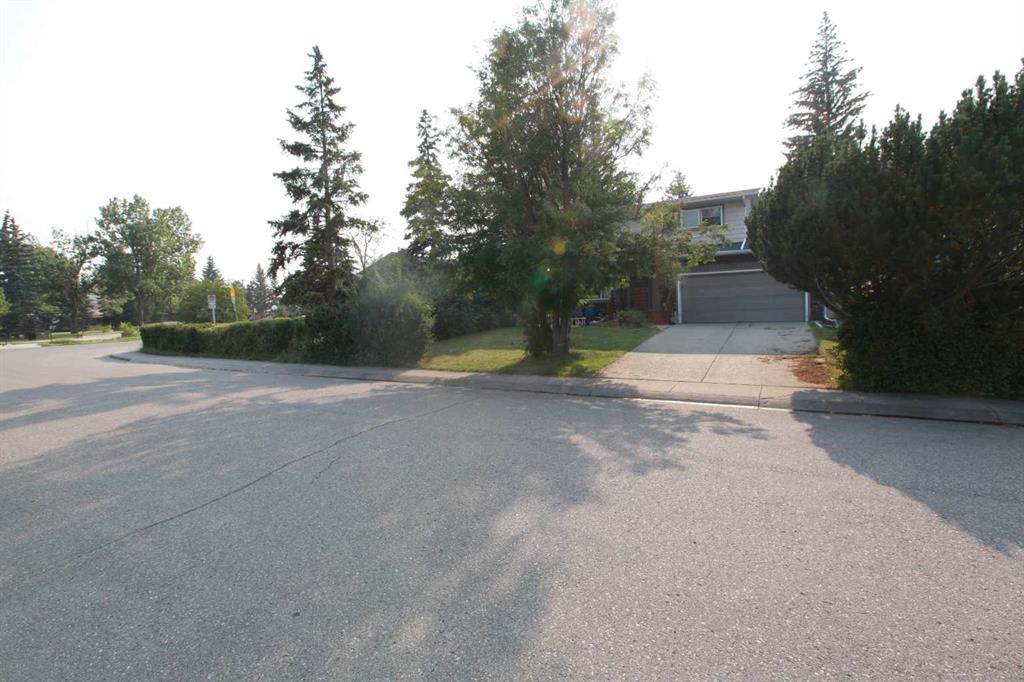 Picture for 7331 Keewatin Street SW