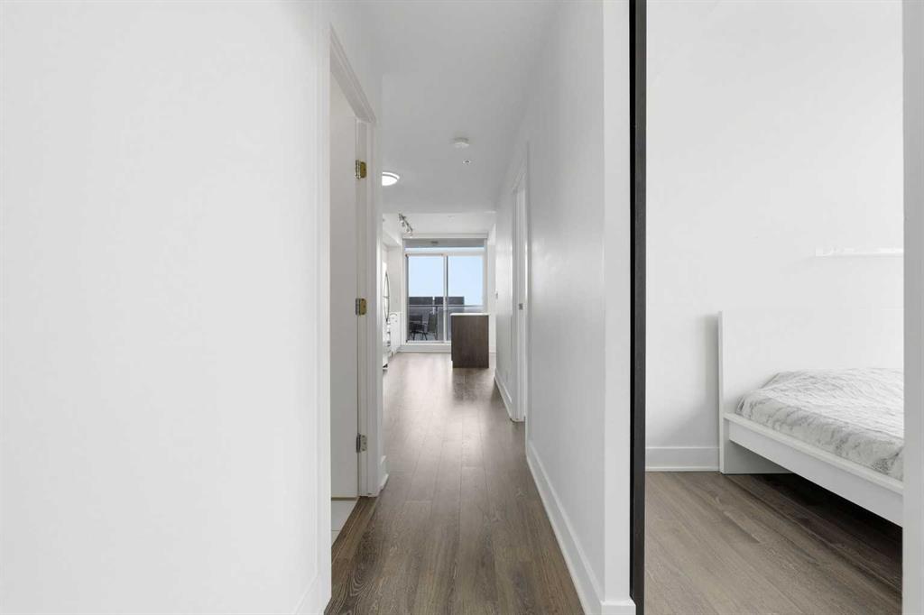 Picture for 1301, 550 Riverfront Avenue SE
