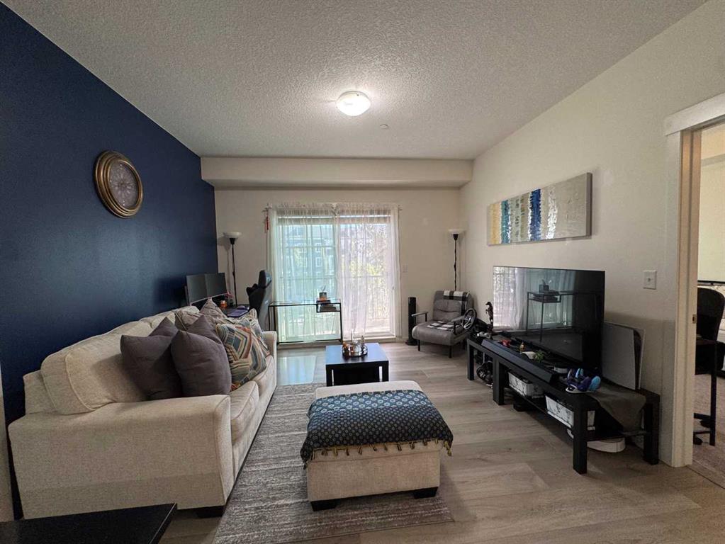 Picture for 3313, 99 Copperstone Park SE