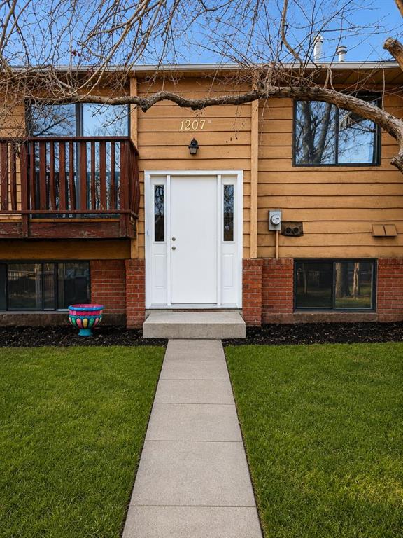 Picture for B, 1207 44 Street SE