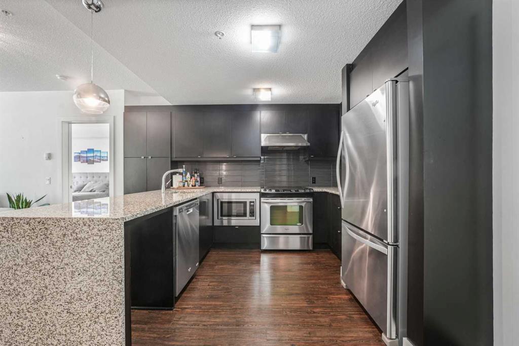 Picture for 111, 25 Aspenmont Heights SW