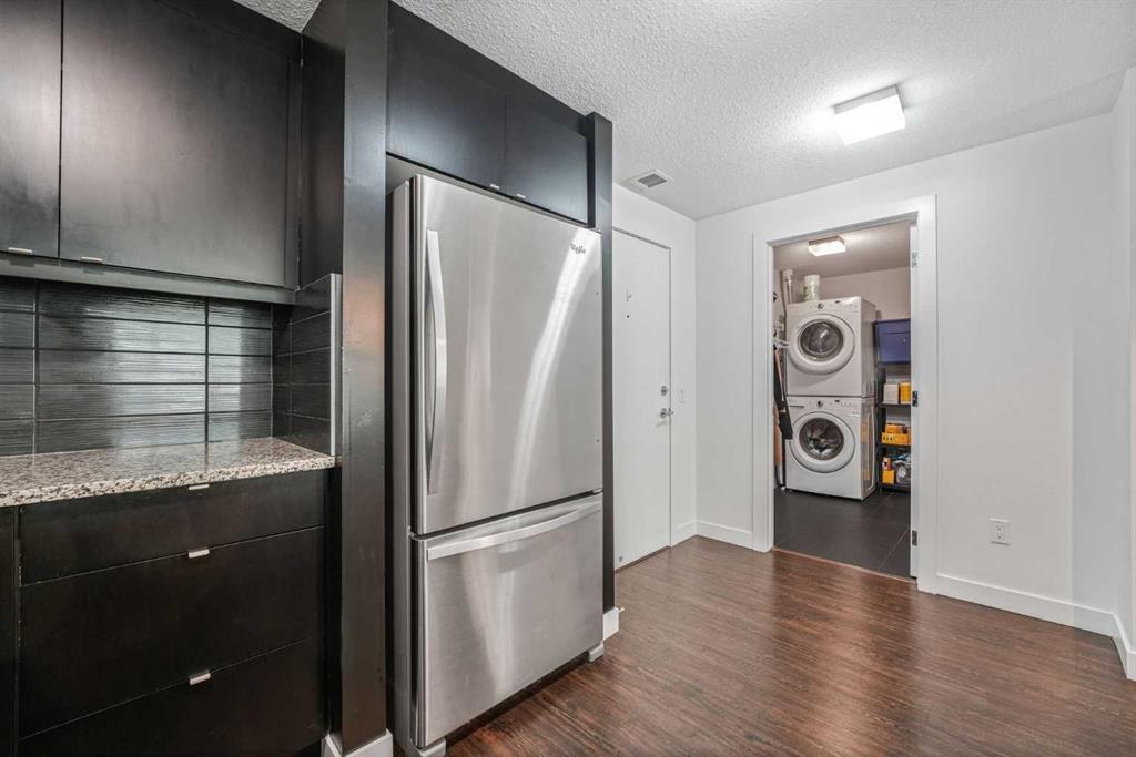 Picture for 111, 25 Aspenmont Heights SW