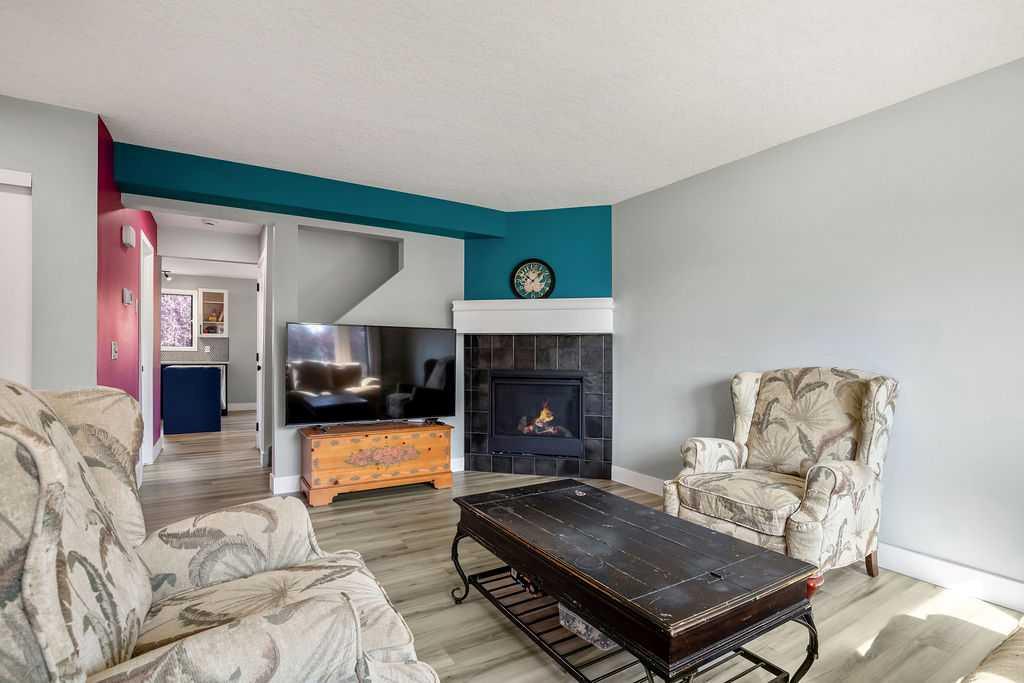 Picture for 68 Falconridge Close NE