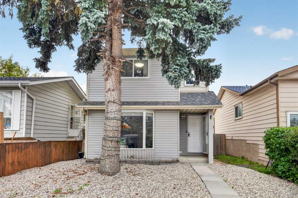 Picture for 37 Erin Croft Crescent SE