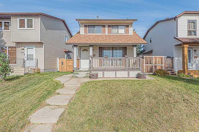 Picture for 136 Castleridge Drive NE