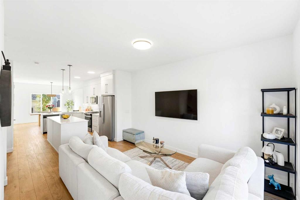 Picture for 7395 202 Avenue SE