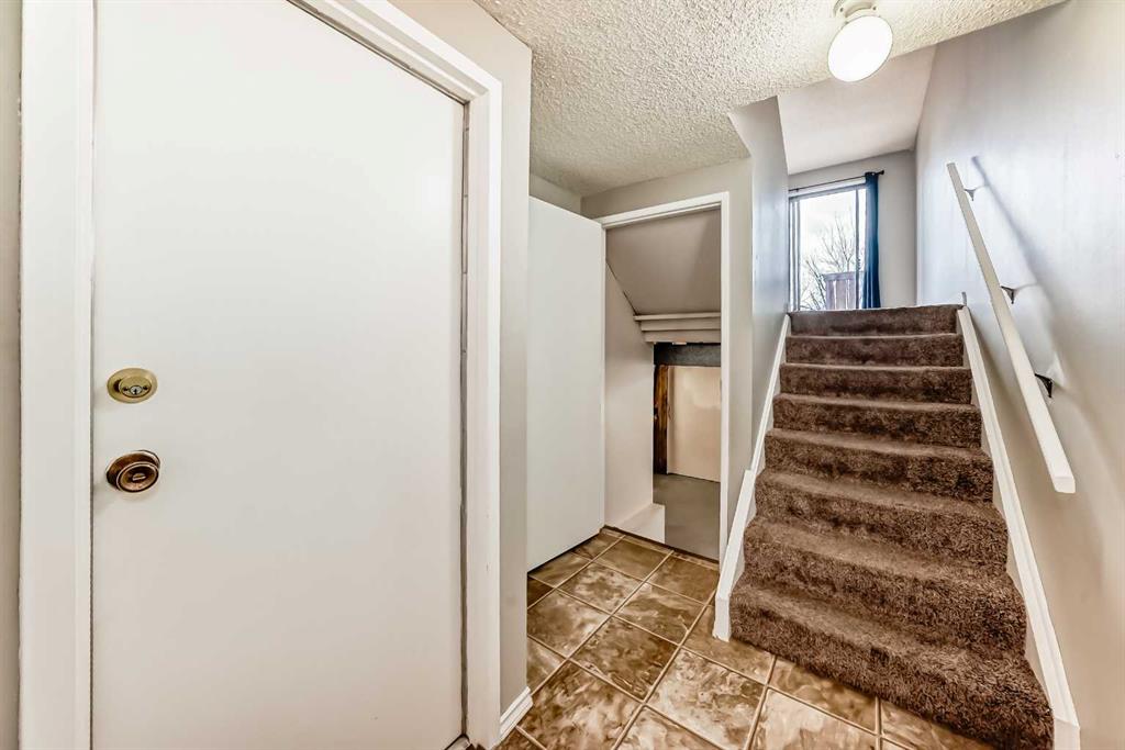 Picture for 6909 Ranchero Road NW