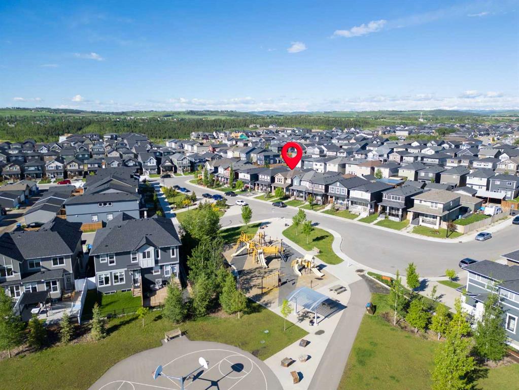 Picture for 81 Legacy Glen Green SE