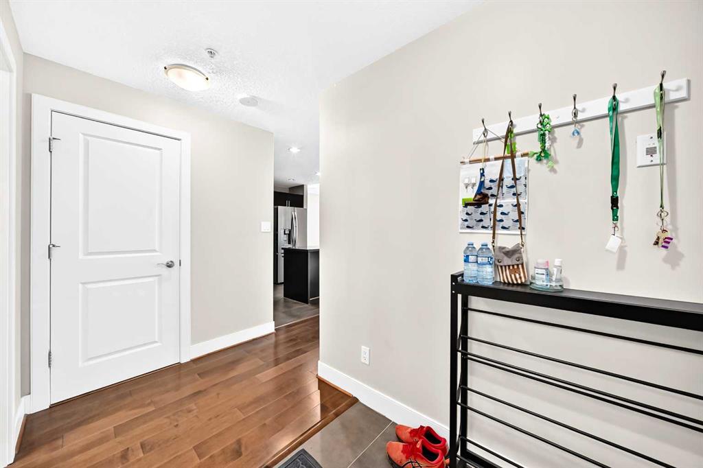 Picture for 1407, 77 Spruce Place SW