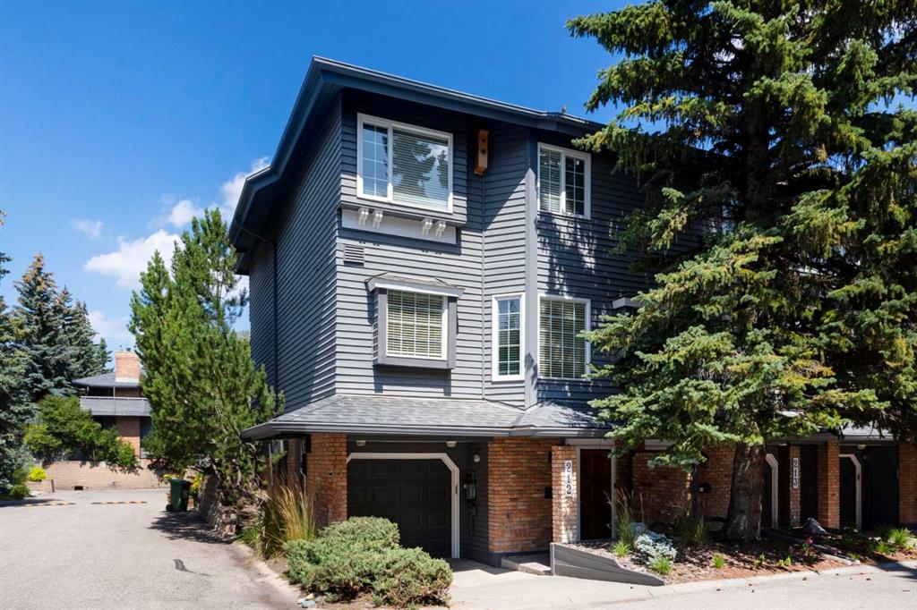 Picture for 212, 4037 42 Street NW