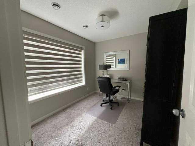 Picture for 202 EVANSRIDGE Park NW