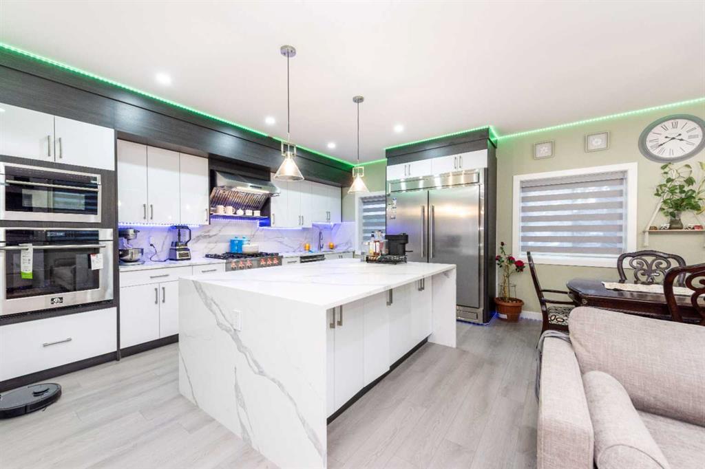 Picture for 6 Strathridge Lane SW