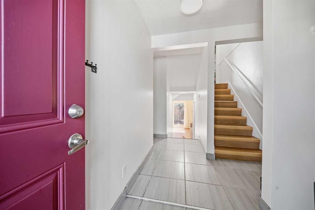 Picture for 1702, 9803 24 Street SW