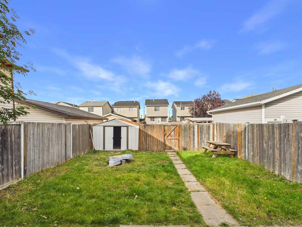 Picture for 140 martindale Boulevard NE