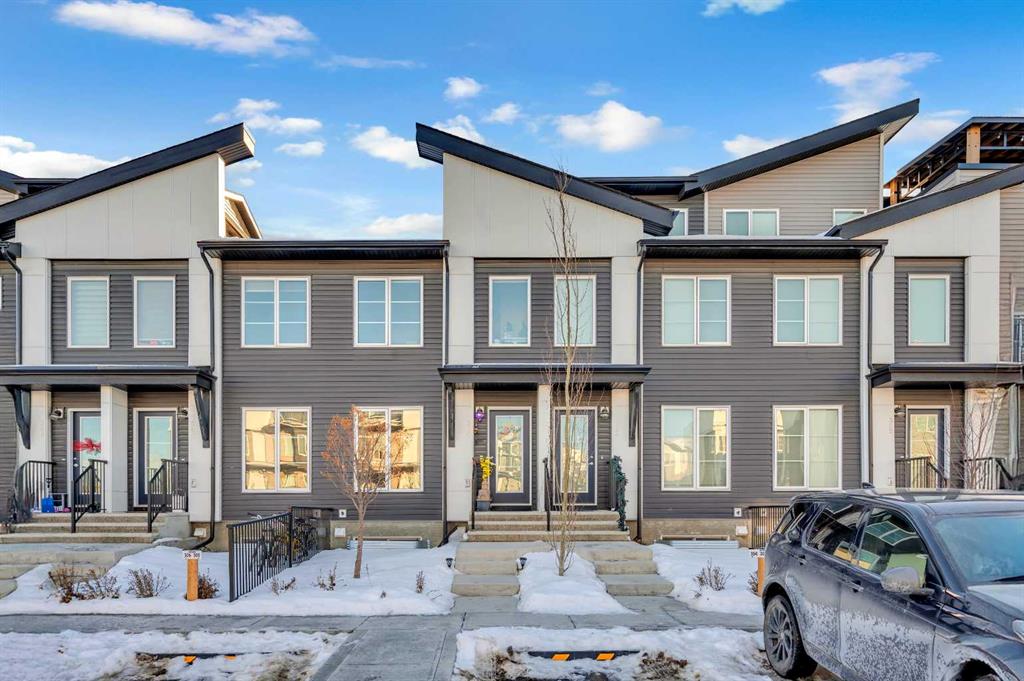 Picture for 304, 474 Seton Circle SE