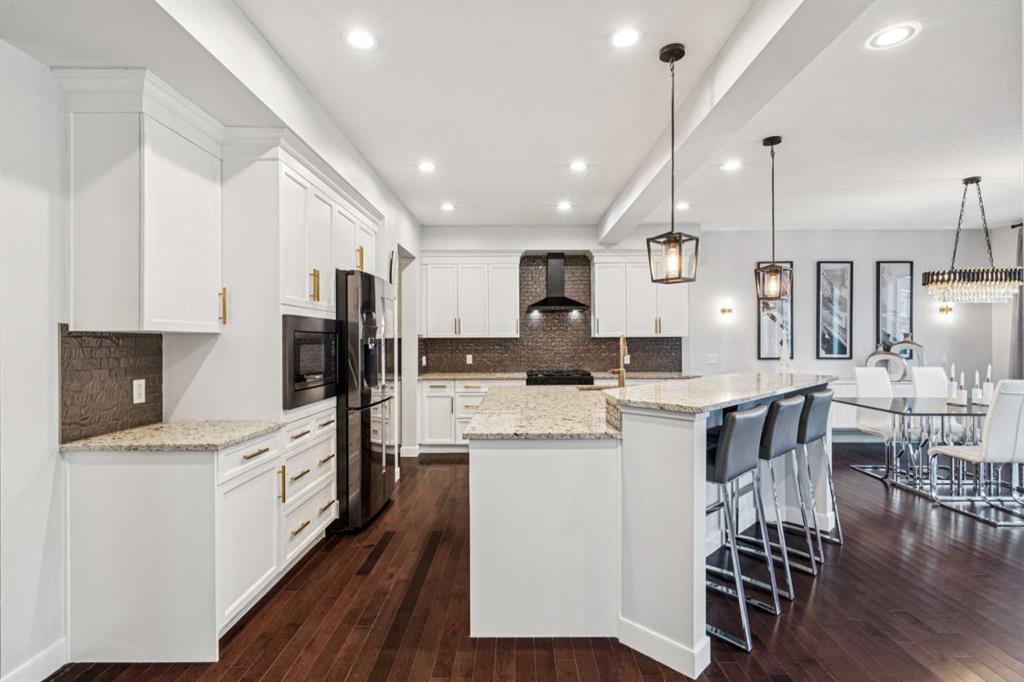 Picture for 290 Mahogany Place SE