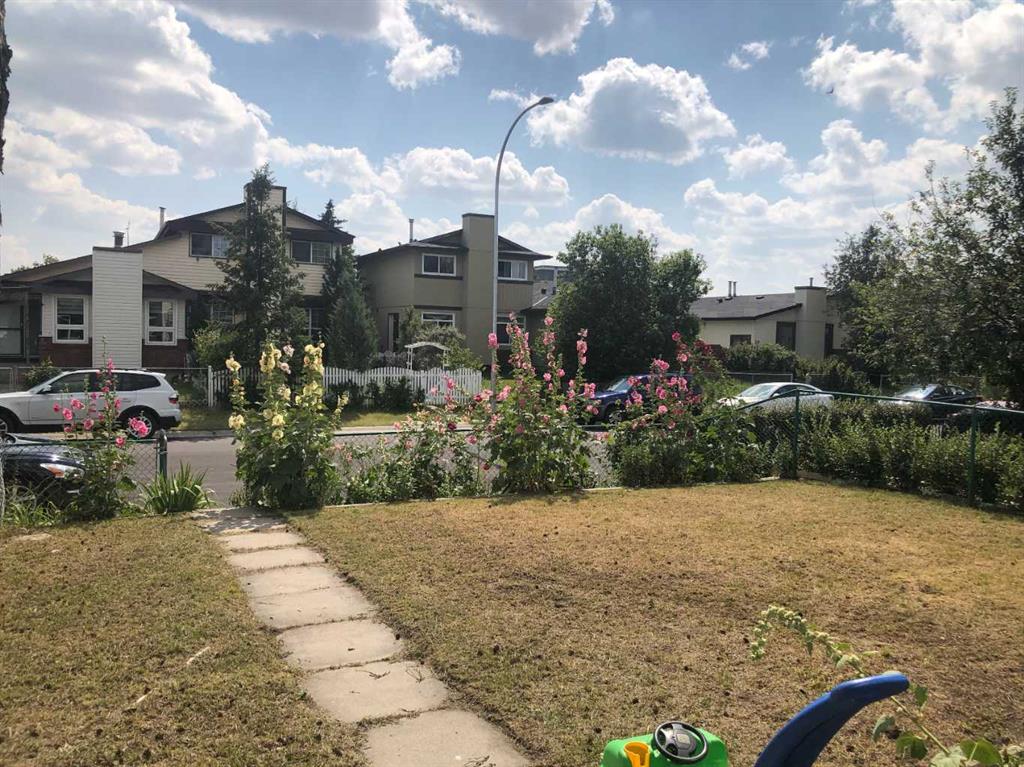 Picture for 22 Whitman Close NE