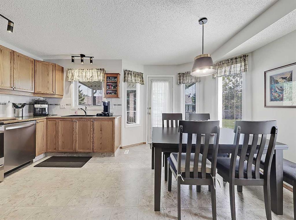 Picture for 104 Riverside Place NW