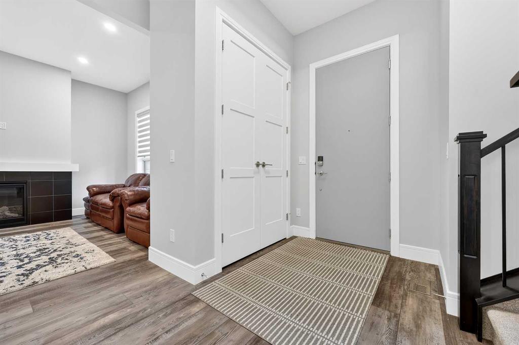 Picture for 95 Rock Lake View NW