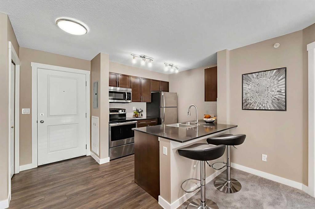 Picture for 312, 10 Kincora Glen Park NW