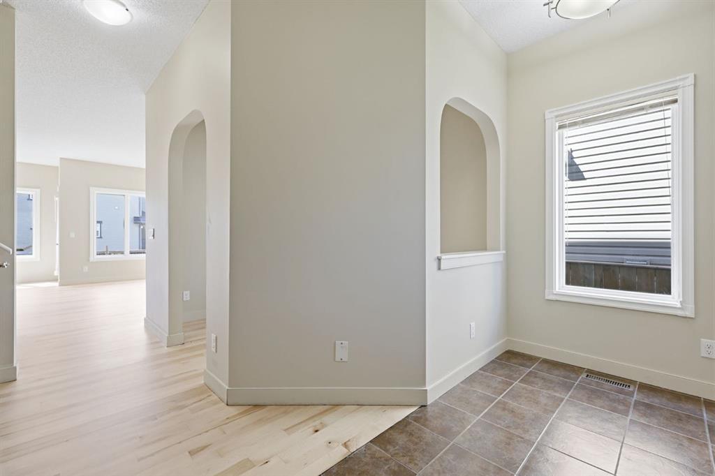 Picture for 6 Evanspark Manor NW
