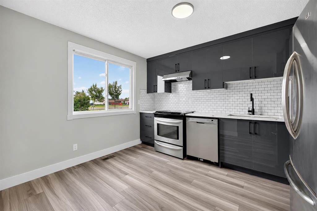 Picture for 72, 3029 Rundleson Road NE