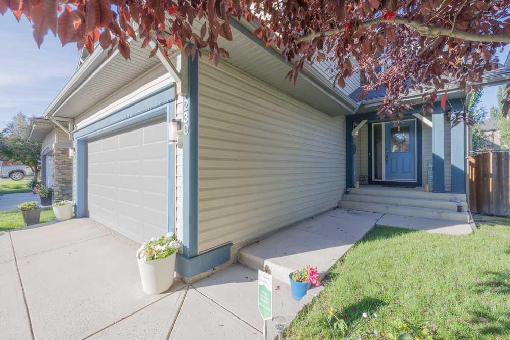 Picture for 230 Auburn Bay Boulevard SE