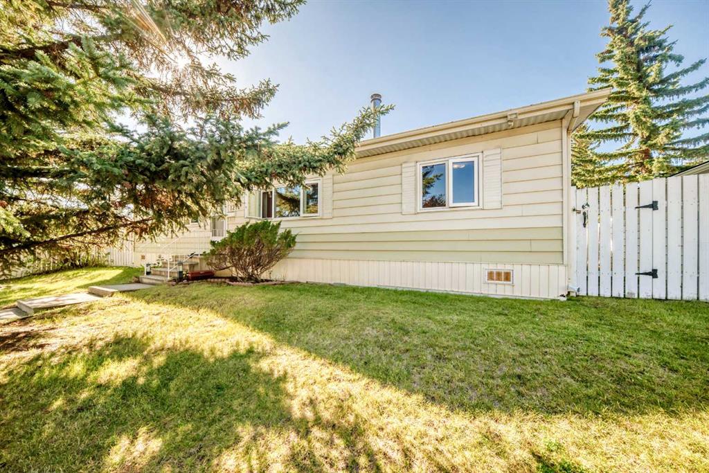 Picture for 127 Huntwell Place NE