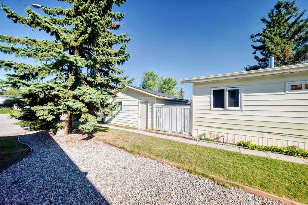 Picture for 127 Huntwell Place NE