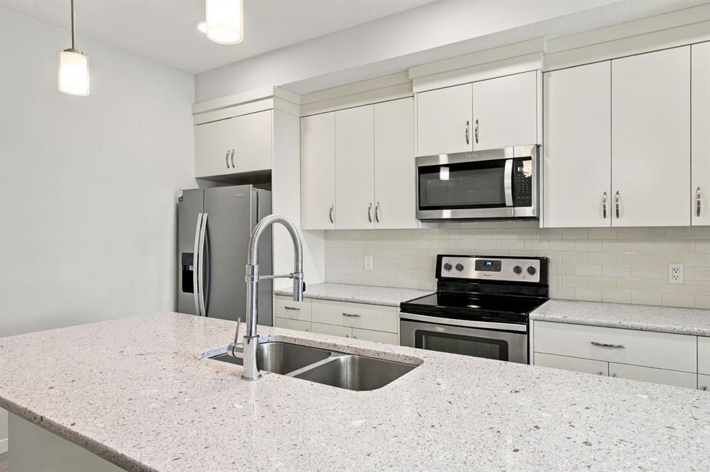 Picture for 414, 20 Seton Park SE