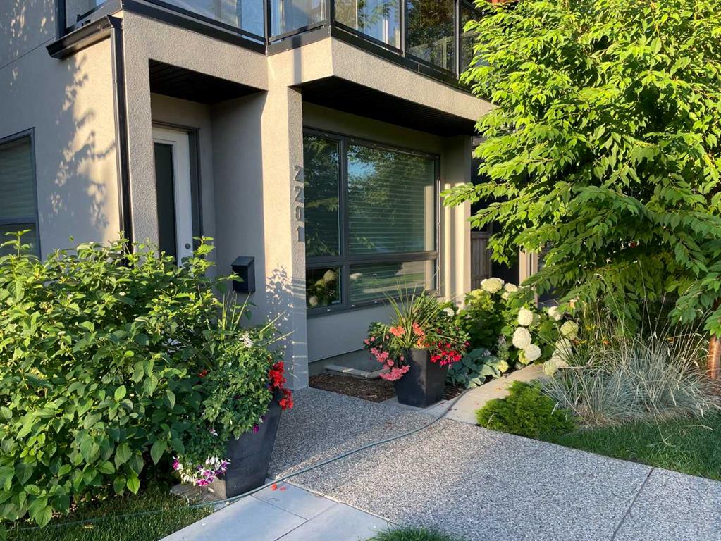 Picture for 2201 Bowness Road NW