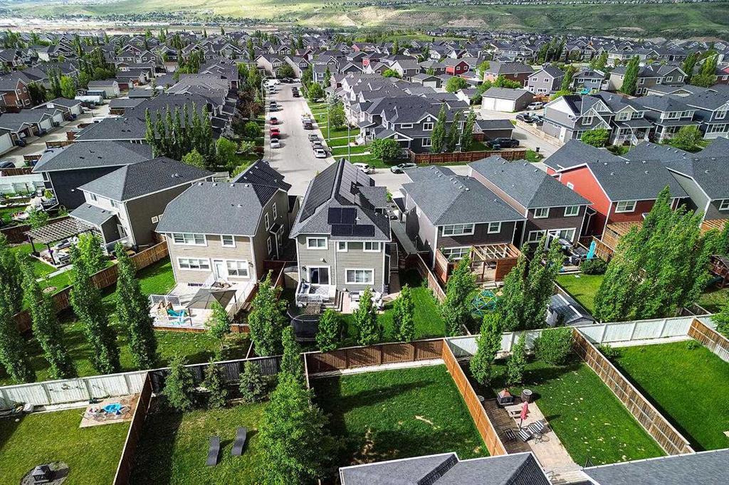 Picture for 114 River Heights Green 