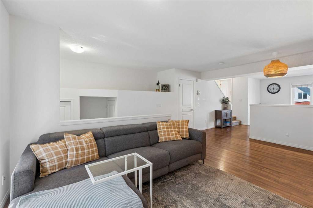 Picture for 614 Auburn Bay Square SE