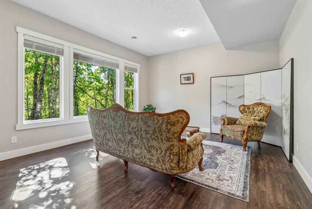 Picture for 30 Ascot Crescent SW
