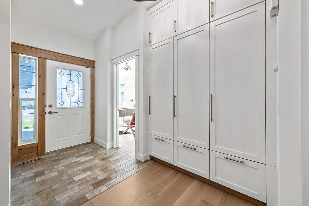 Picture for 119 Citadel Meadow Close NW