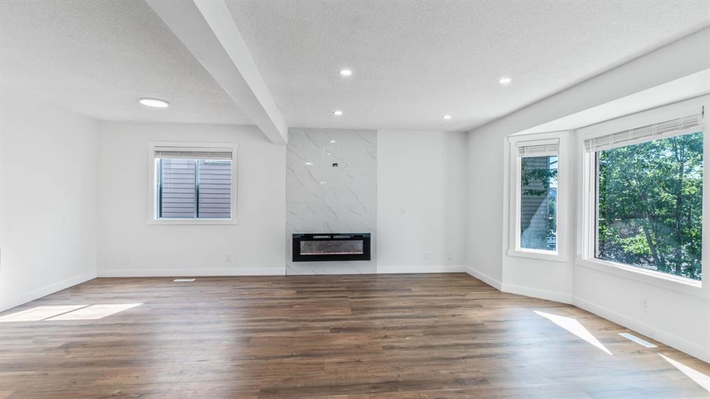 Picture for 15 Taraglen Court NE