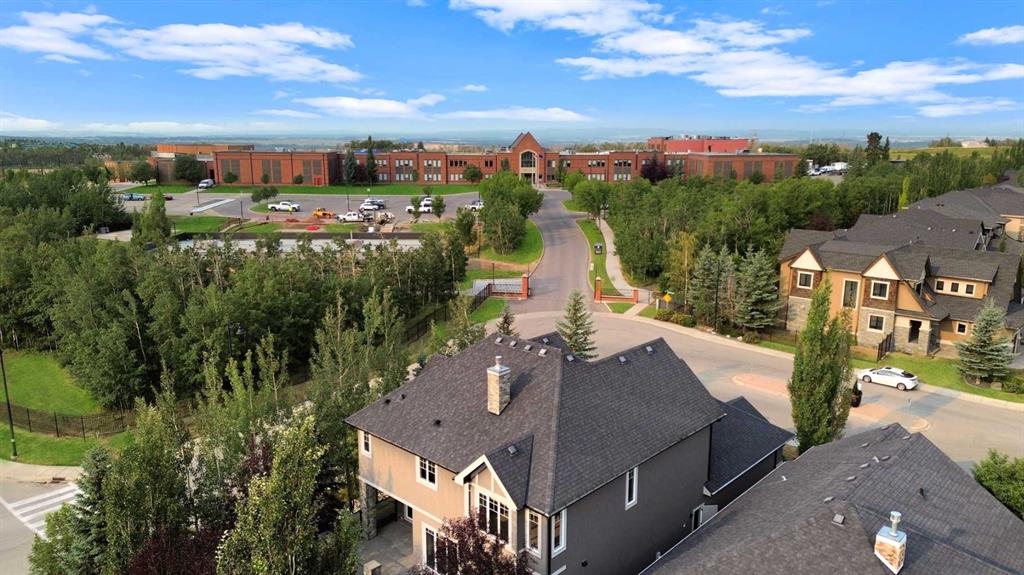 Picture for 4 Aspen Cliff Close SW
