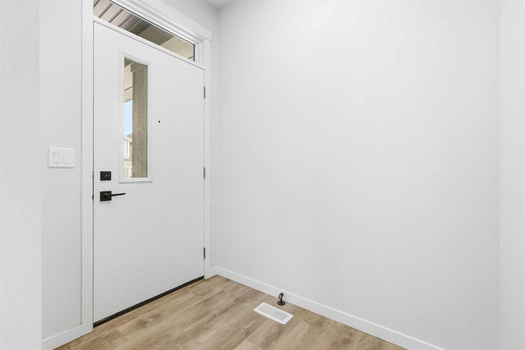 Picture for 170 Herron Way NE