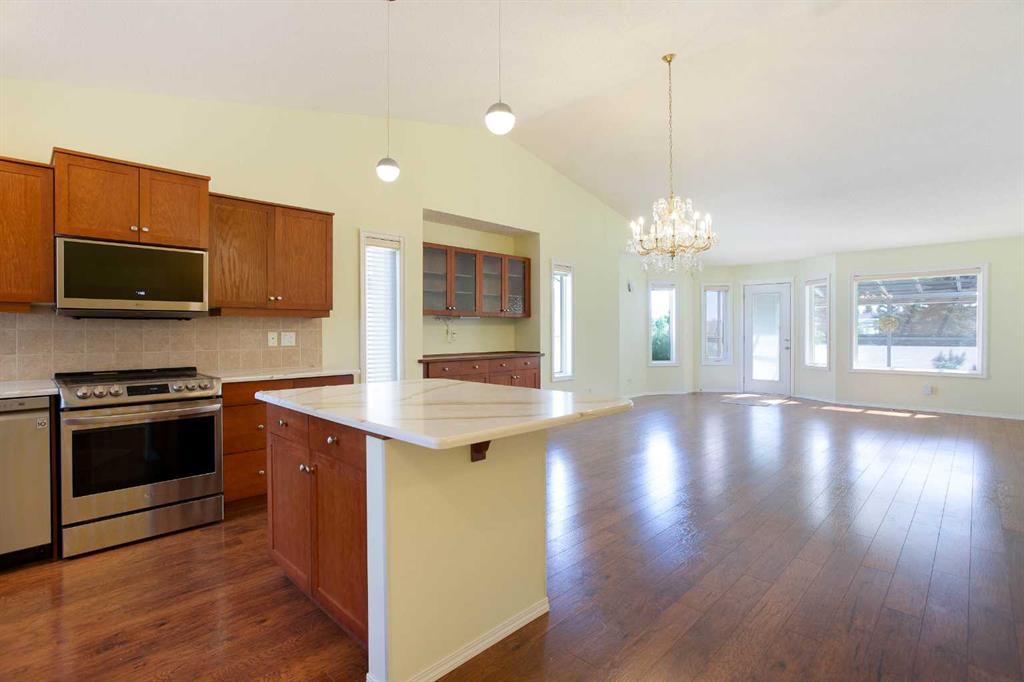 Picture for 612 Riverside Boulevard NW