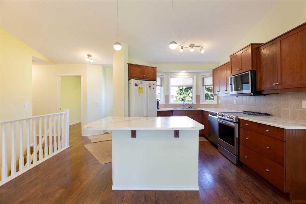 Picture for 612 Riverside Boulevard NW