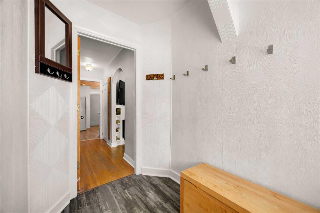 Picture for 2507 15A Street SW