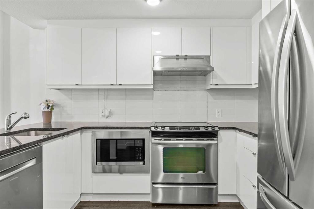 Picture for 103, 25 Aspenmont Heights SW